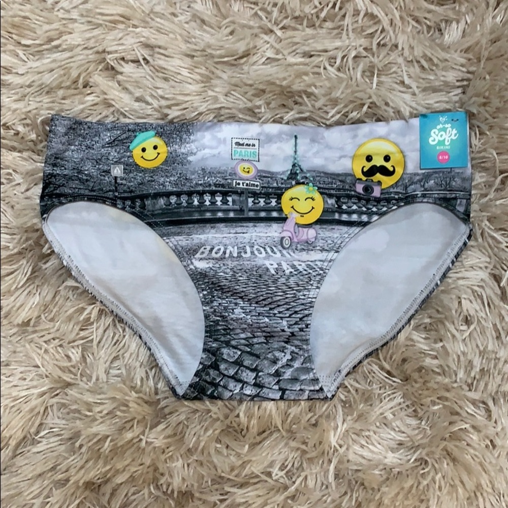 NWT Justice Silky emoji Bikini Panties